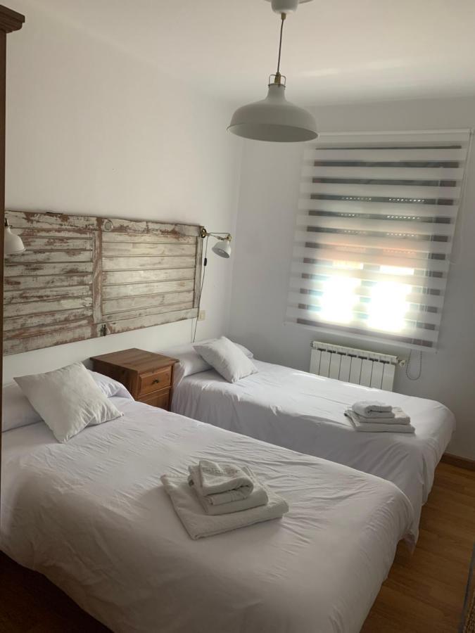 A cochera hostel Ferrol Exteriör bild