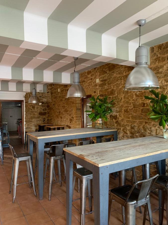 A cochera hostel Ferrol Exteriör bild
